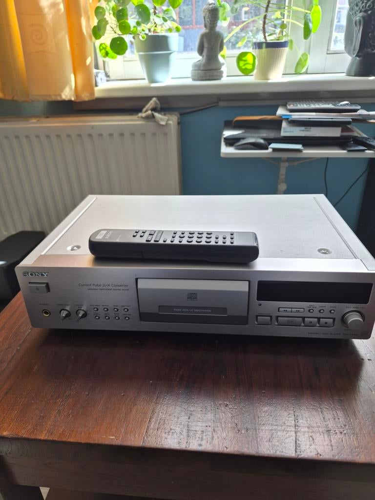 Sony CDP-XB930QS CD-speler - Hoogwaardige audiokwaliteit, Ophalen of Verzenden, Gebruikt, Sony