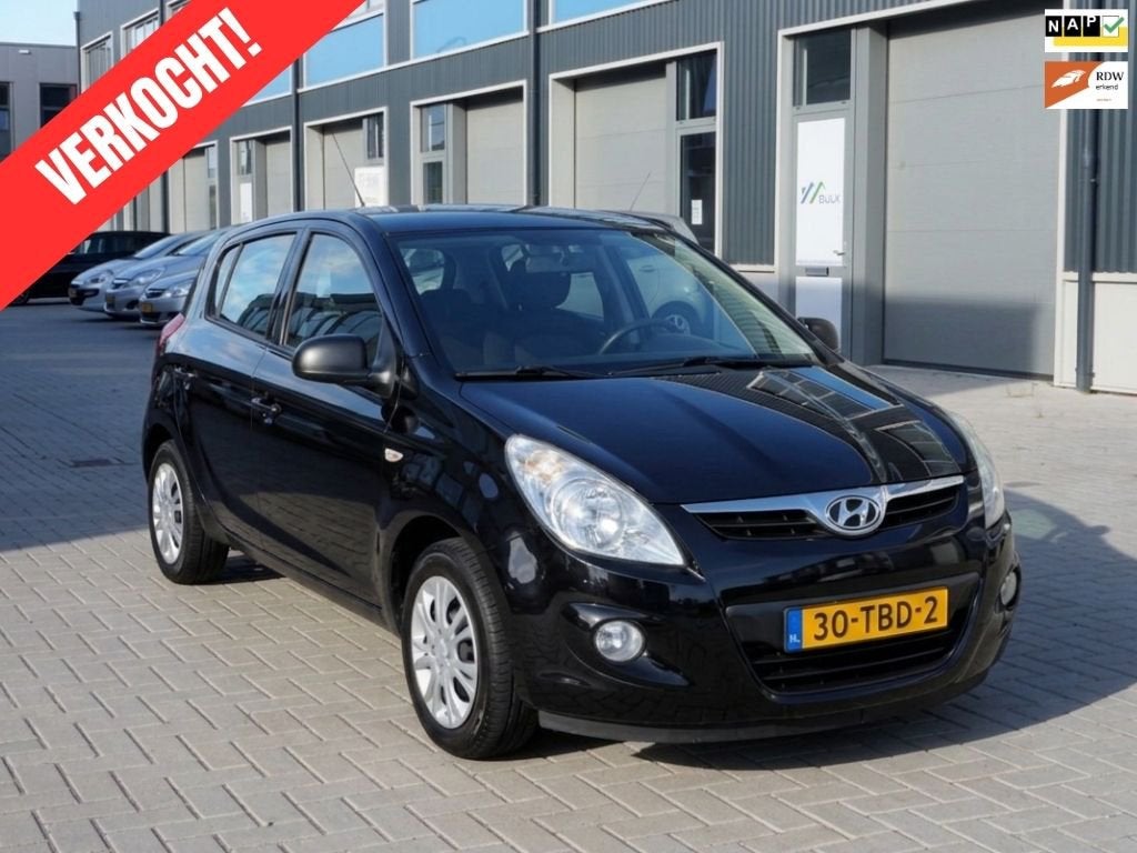 Hyundai i20 1.2 | 26DKM NAP | Airco | Nwe APK | Dealer OH!, Auto's, Hyundai, 450 kg, 31 €/maand, 4 cilinders, Zwart