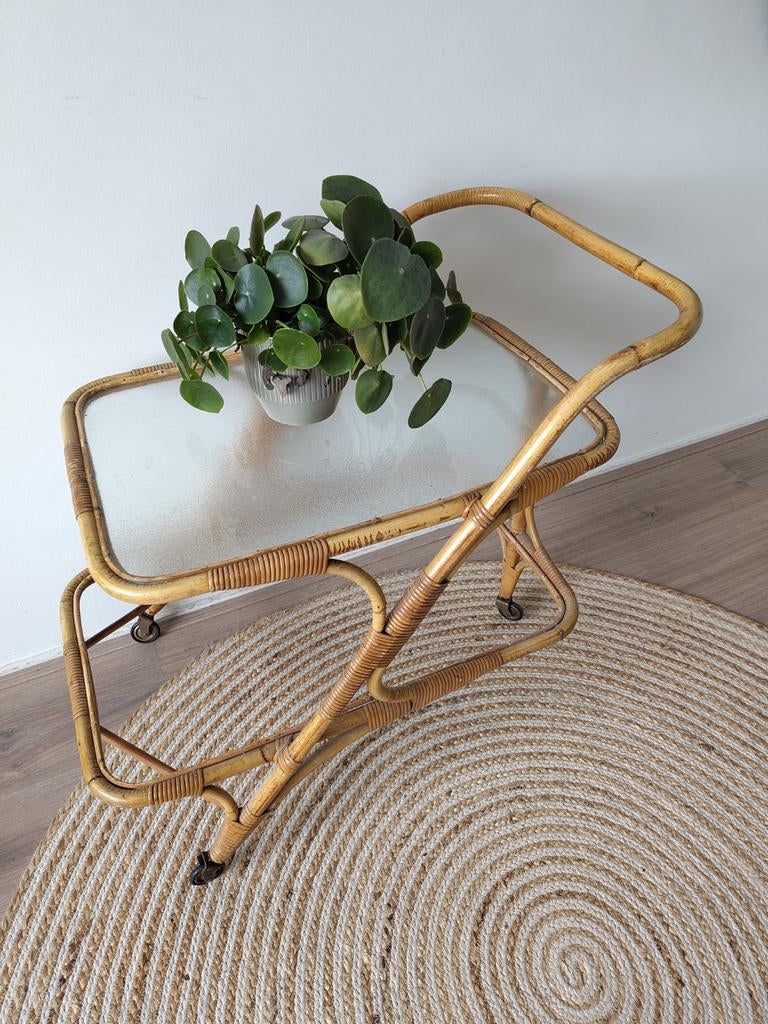 Rotan serveerwagen, sidetable, nachtkastje, Huis en Inrichting, Ophalen, 50 tot 100 cm, Rond, 50 tot 100 cm
