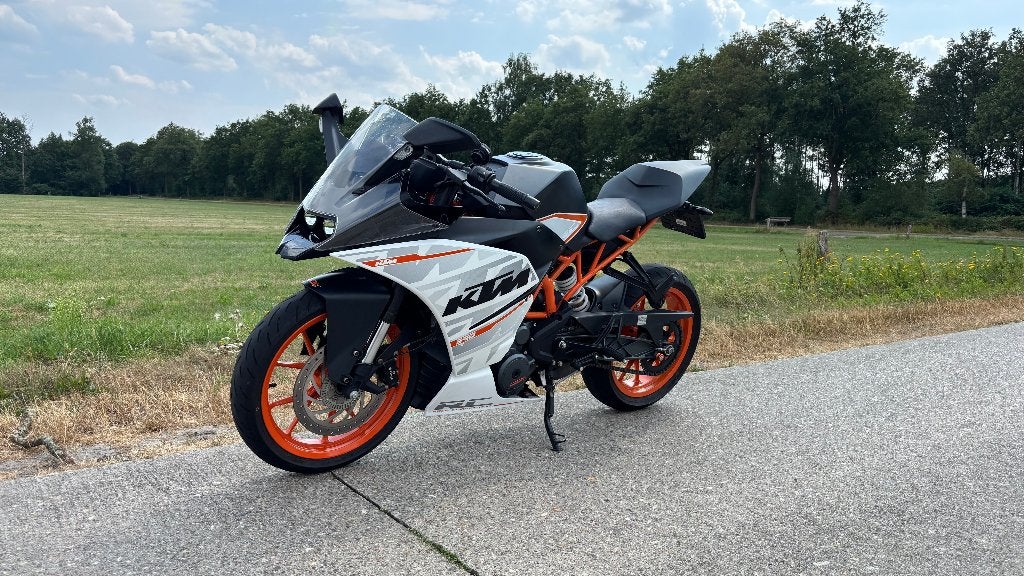 KTM RC 390 2016, Motoren, 390 cc, Gebruikt, Minimaal motorrijbewijs A2, ABS