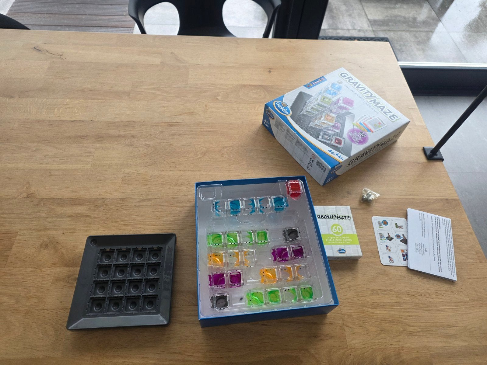 Gravity Maze - Logisch knikkerdoolhof spel van ThinkFun, Een of twee spelers, Ophalen of Verzenden, Zo goed als nieuw, ThinkFun