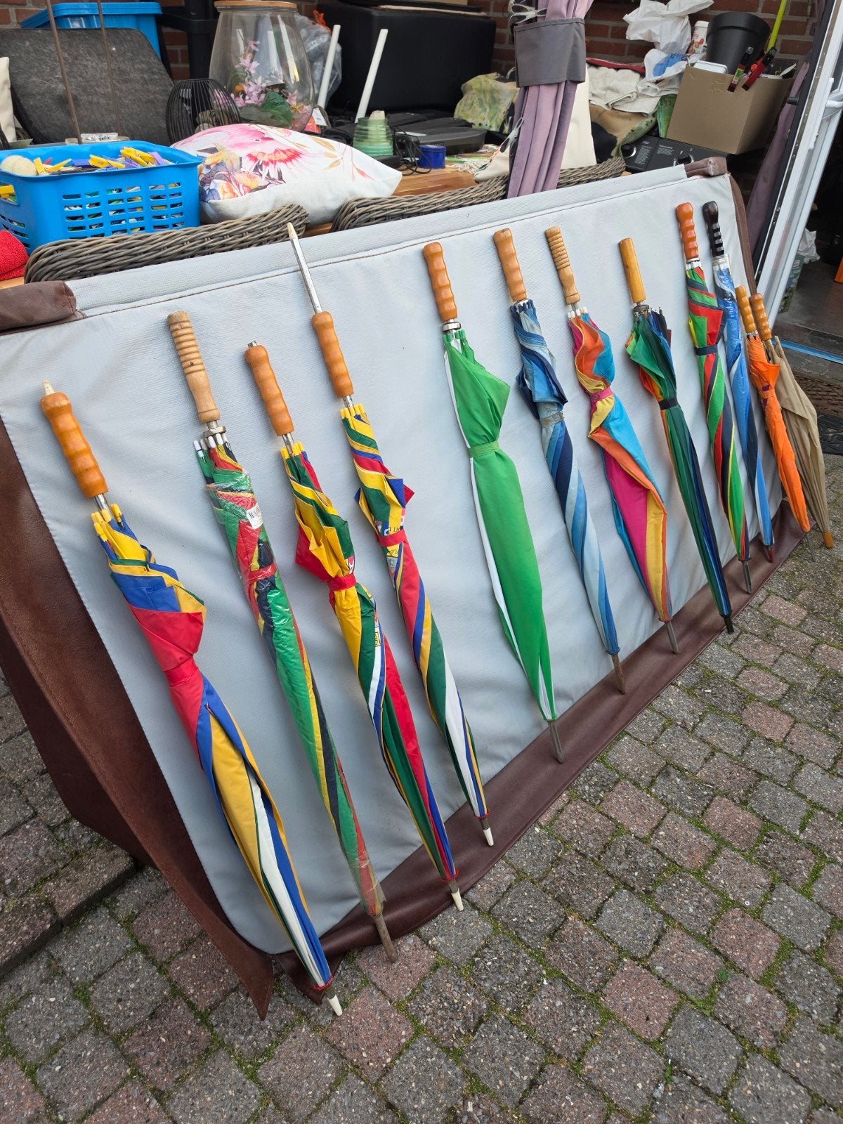Diverse paraplu's in verschillende kleuren perstuk, Ophalen of Verzenden, Gebruikt, Overige kleuren