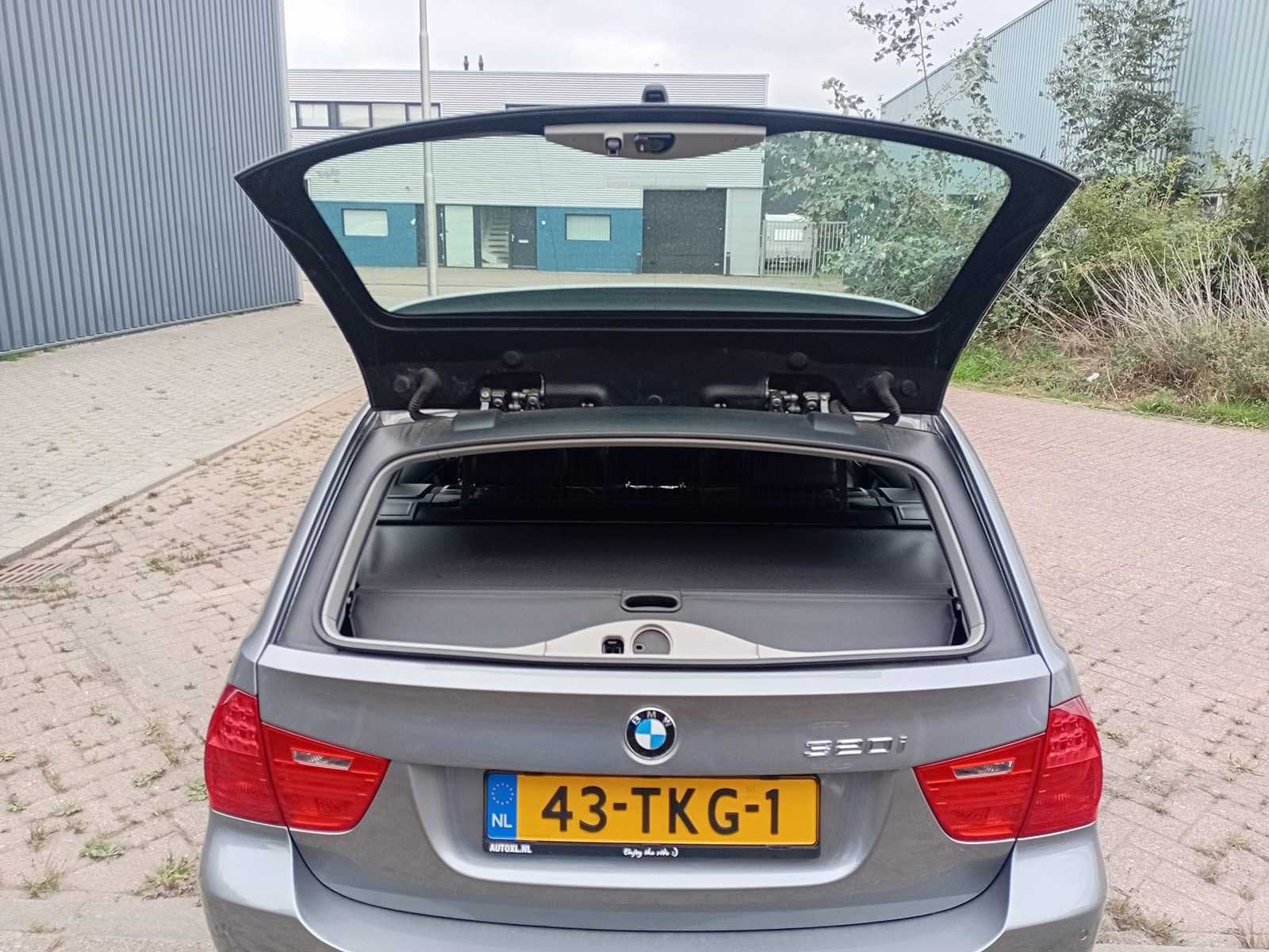 BMW 3-serie Touring 320i Luxury Line, 43-TKG-1, Auto's, BMW, Euro 5, Gebruikt, Handgeschakeld, 3-Serie