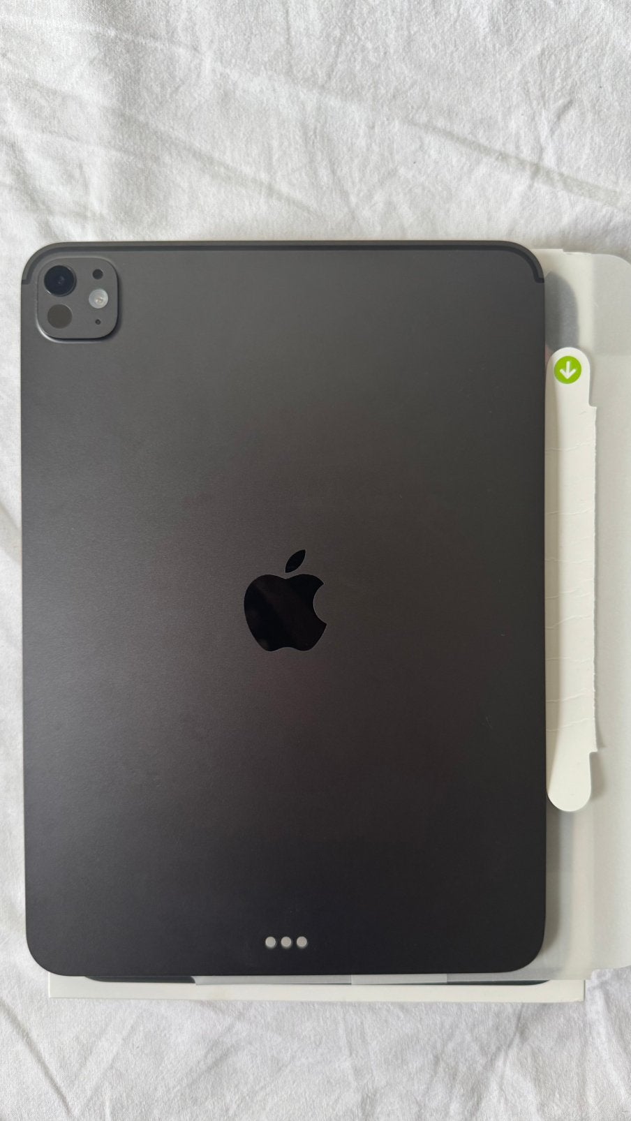 Foto 3 van iPad Pro 11 inch (M5) 256GB Zwart - Incl. Factuur & Doos