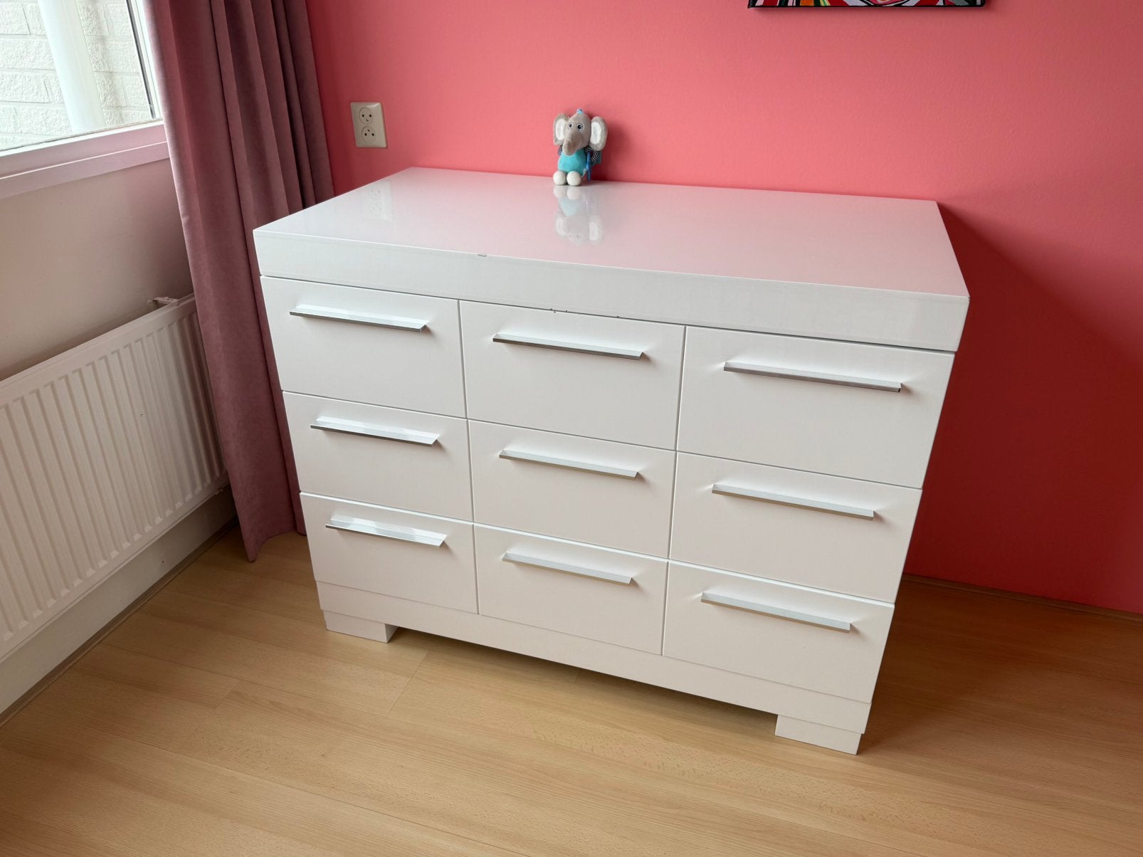 Te koop commode, wit hoogglans., Ophalen, Gebruikt, 50 tot 70 cm, 100 cm of meer