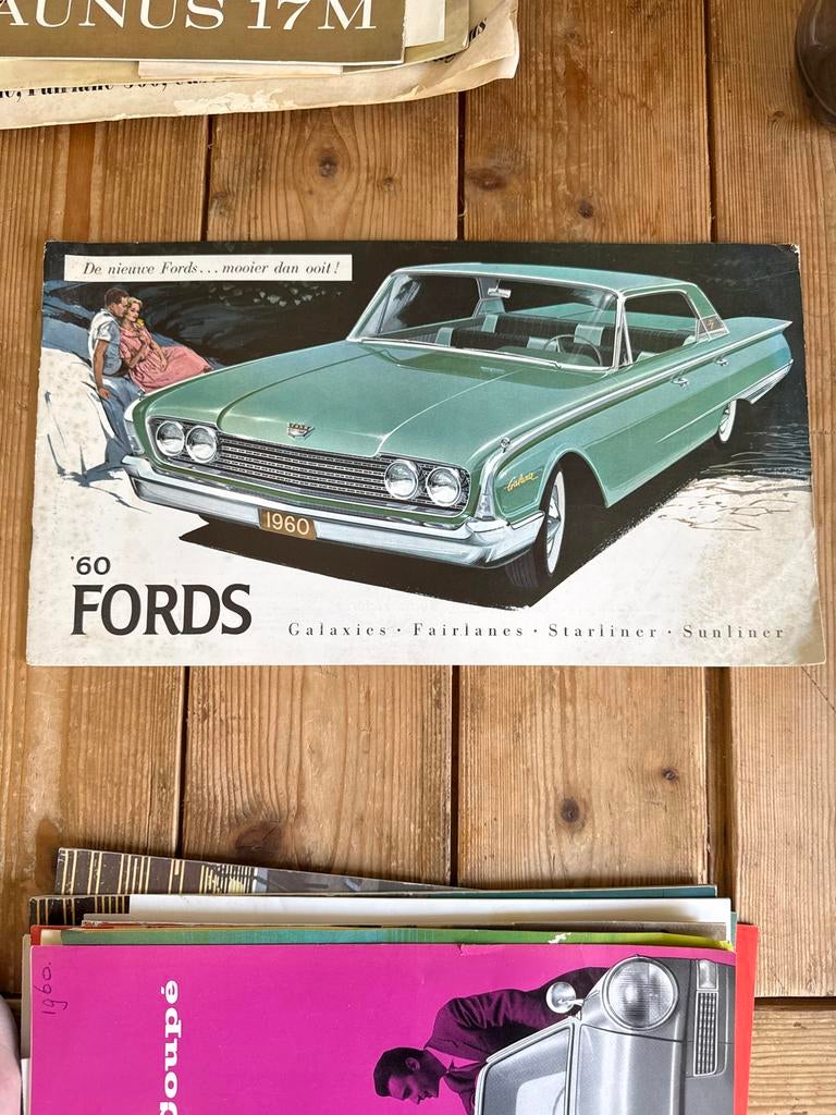 Ford Galaxies Fairlanes Starliner Sunliner brochure '60, Ophalen of Verzenden, Gelezen, Ford