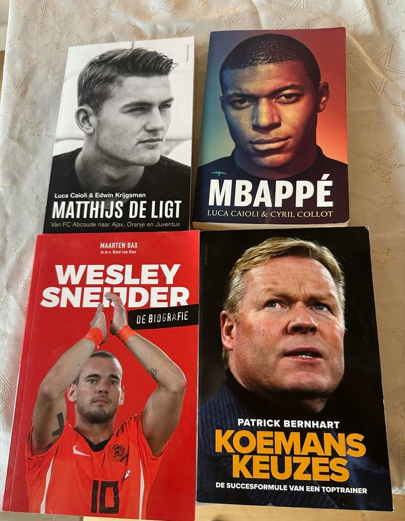 Boeken over voetballegendes: Sneijder, Mbappé, Koeman, Ophalen of Verzenden, Zo goed als nieuw