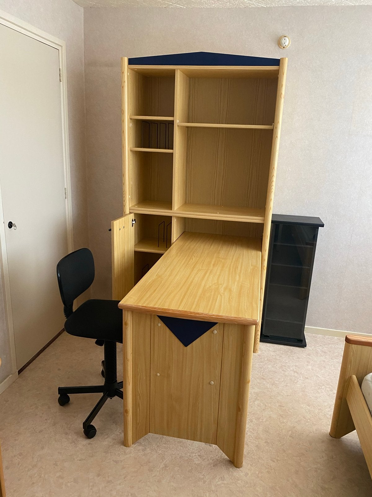 Bureau met boekenkast - Ideaal voor studenten of thuiskantoo, Ophalen, Met plank(en), Gebruikt, 100 tot 150 cm