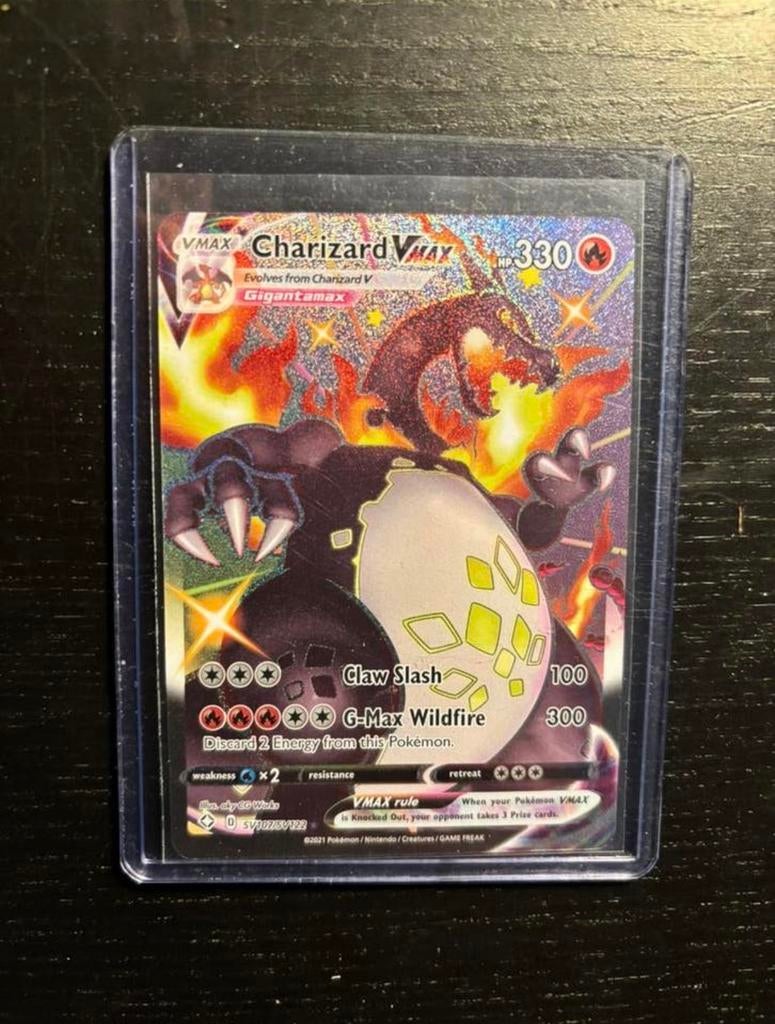 Charizard VMAX Pokémon Kaart - Zo Goed als Nieuw, Ophalen of Verzenden, Zo goed als nieuw, Losse kaart, Foil