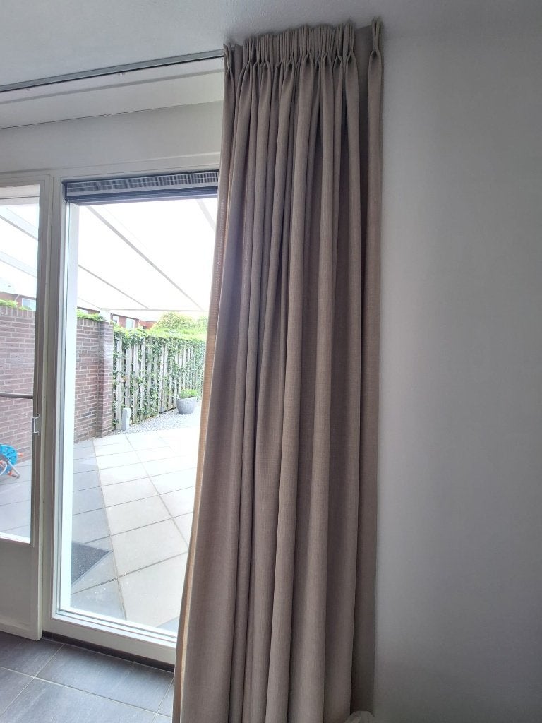 Set gordijnen Taupe, Huis en Inrichting, Ophalen, Zo goed als nieuw, Overgordijn, Overige materialen