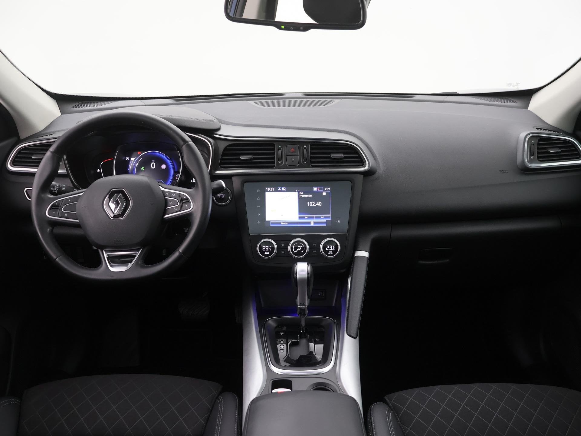 Renault Kadjar 1.3 TCe 140PK Black Edition AUTOM. TREKH|PANO, Kadjar, Gebruikt, Euro 6, 4 cilinders
