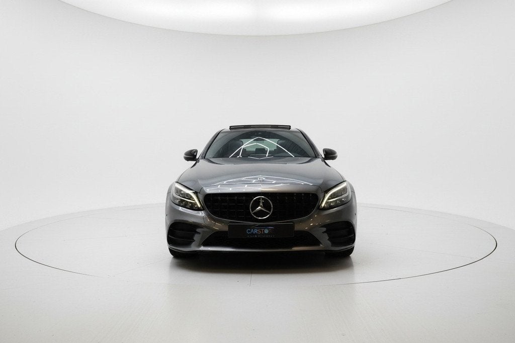 Mercedes-Benz C-klasse 200 AMG PANO NIGHT 360 LEER WIDESCR, Auto's, Automaat, 4 cilinders, Leder, 184 pk