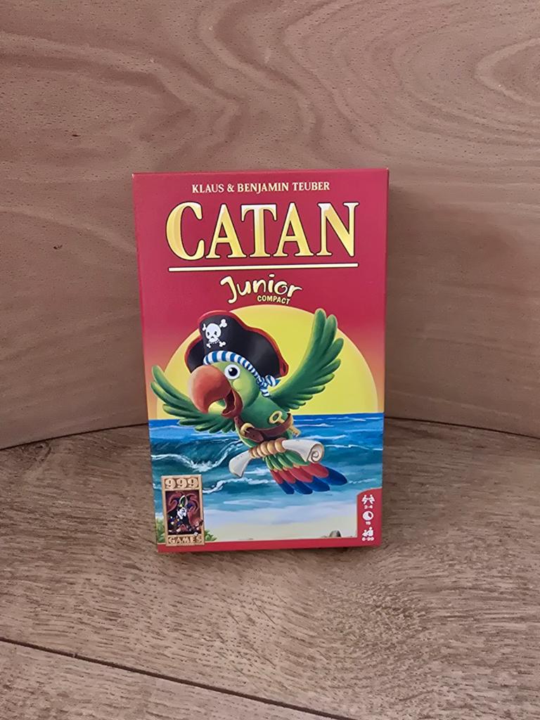 Catan Junior Compact - Reisspel voor jonge piraten, Hobby en Vrije tijd, Gezelschapsspellen | Bordspellen, Nieuw, Ophalen of Verzenden
