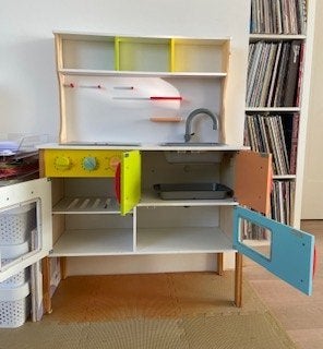 Kleurige keuken, hout en kunststof + oplichtend kookgedeelte, Ophalen, Gebruikt