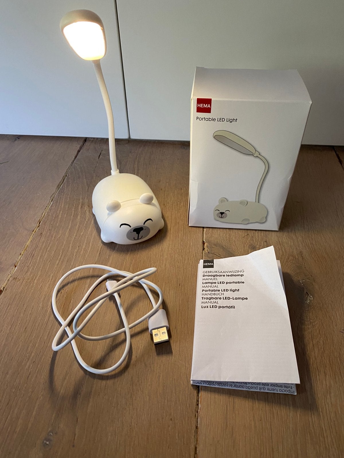 Draagbare ledlamp inclusief USB- laadkabel HEMA, Ophalen, Gebruikt, Wit, Hema