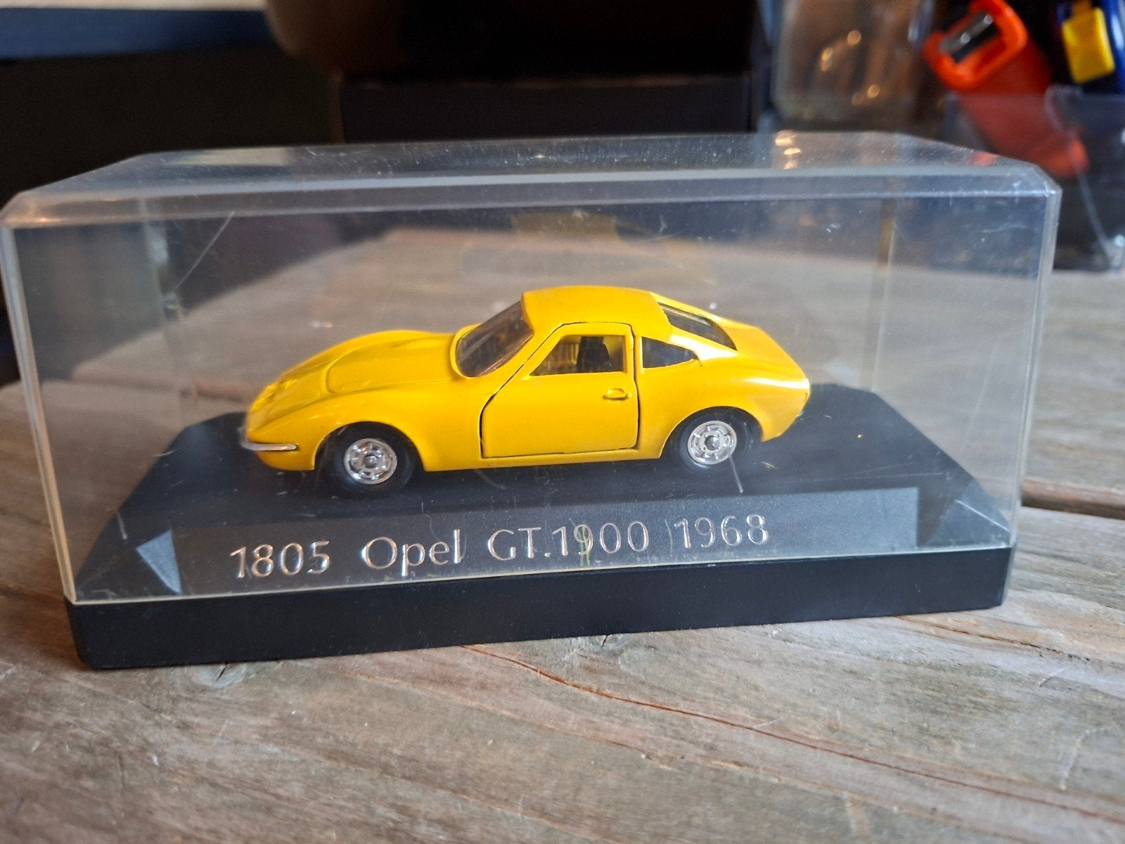 Opel GT 1900 1968 modelauto - Geel, Ophalen of Verzenden