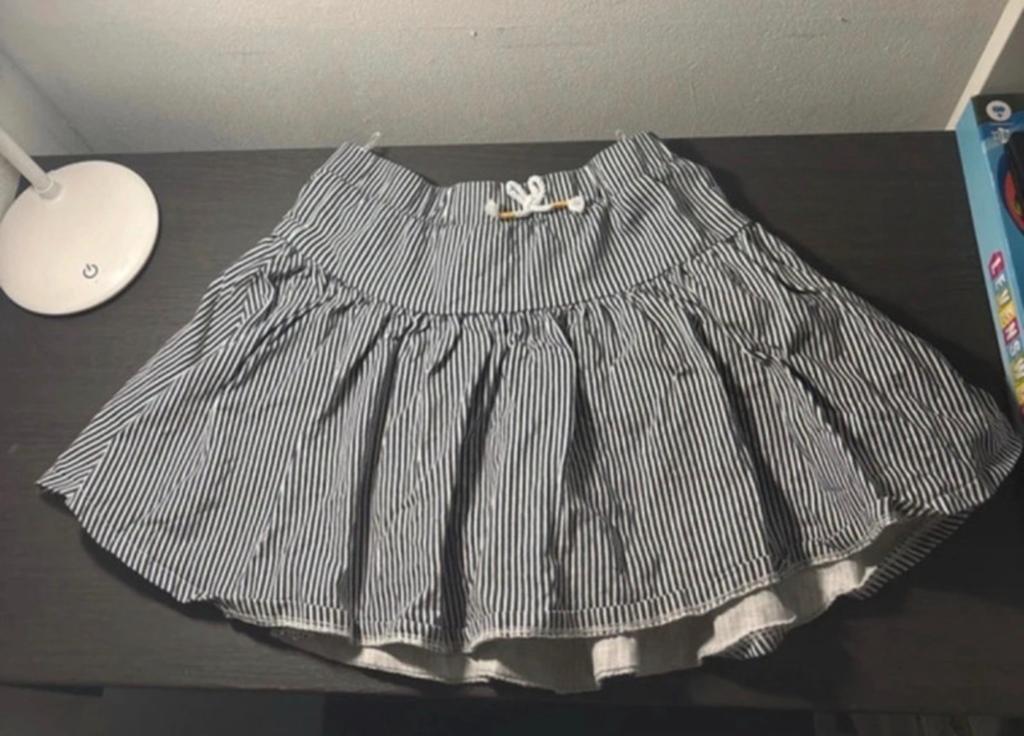 Leuk gestreept rokje maat 134, Kinderen en Baby's, Kinderkleding | Maat 134, Ophalen of Verzenden, Gebruikt, Meisje, Jurk of Rok