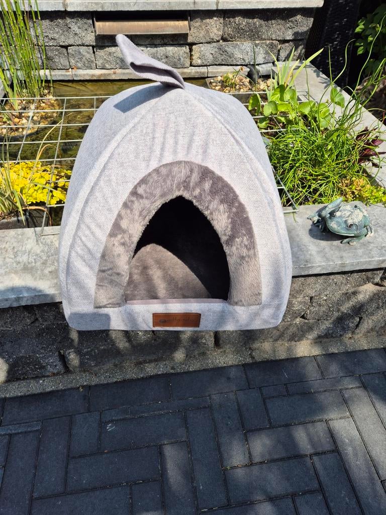 Katten huisje/mandje te koop., Dieren en Toebehoren, Kattenmanden, Ophalen, Nieuw, Pluche