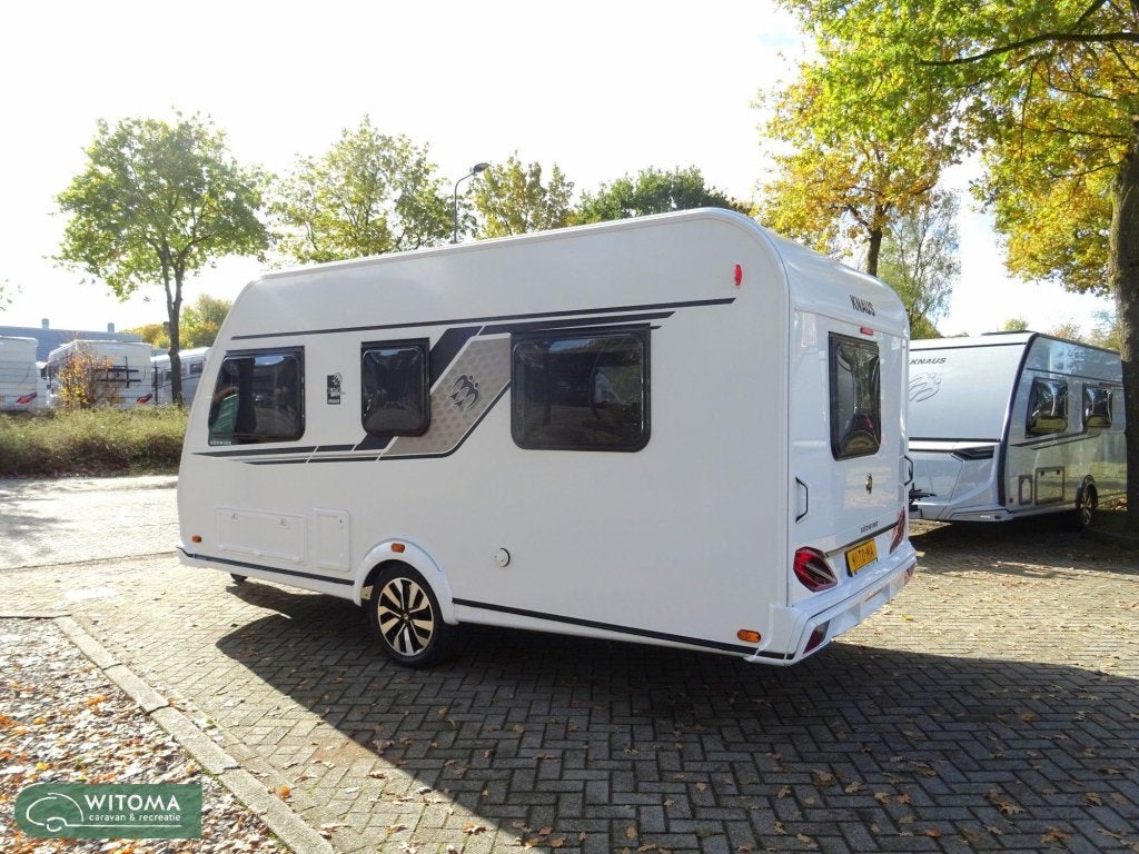 Knaus Sudwind Black Selection 420 QD 50 jaar Witoma voordeel, Caravans en Kamperen, Caravans, Bedrijf, Treinzit, Schokbreker, Knaus