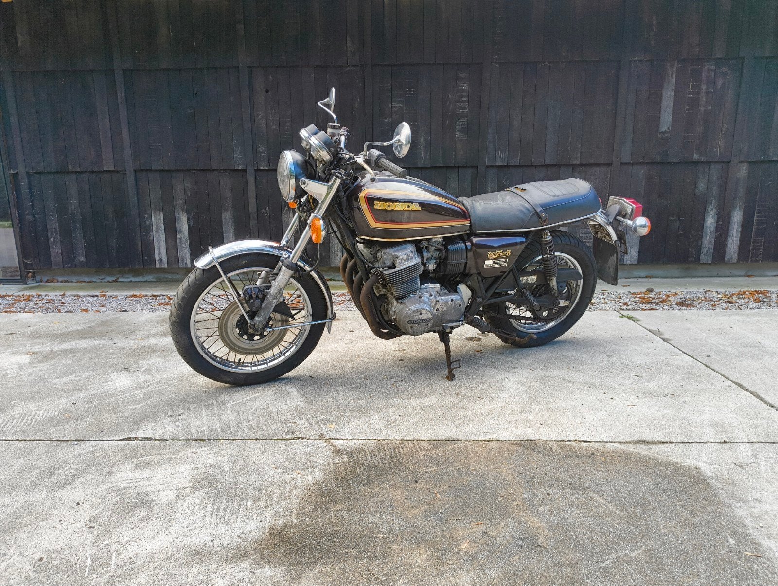 Honda CB 750 k7 four, Ophalen