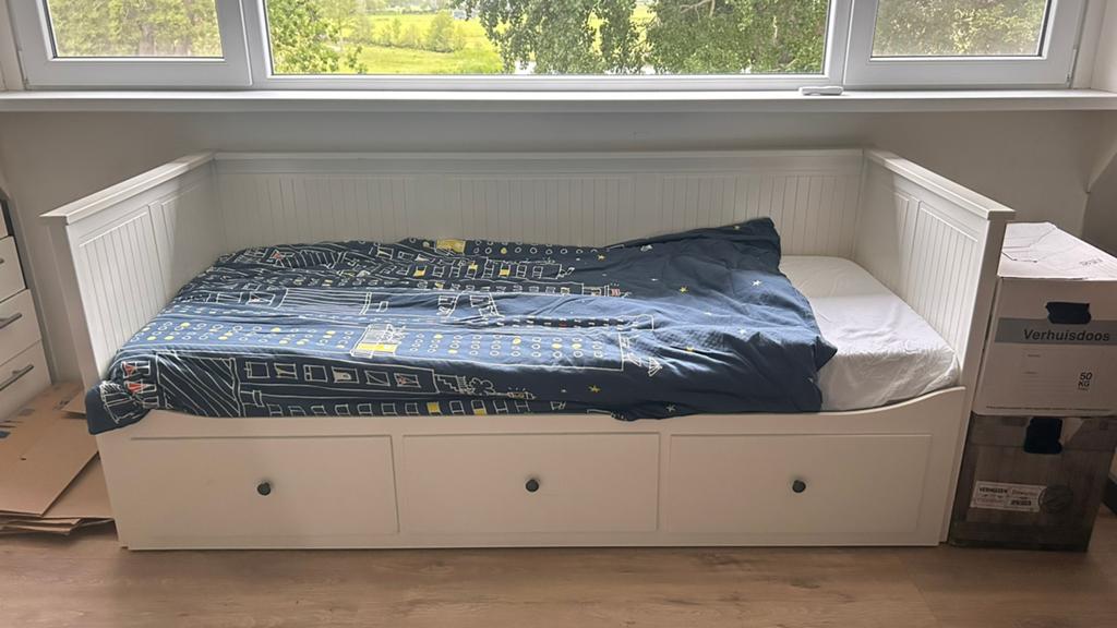 IKEA HEMNES Bedbank / Slaapbank te koop, Huis en Inrichting, Slaapkamer | Bedden, Ophalen, Gebruikt, Wit, Tweepersoons