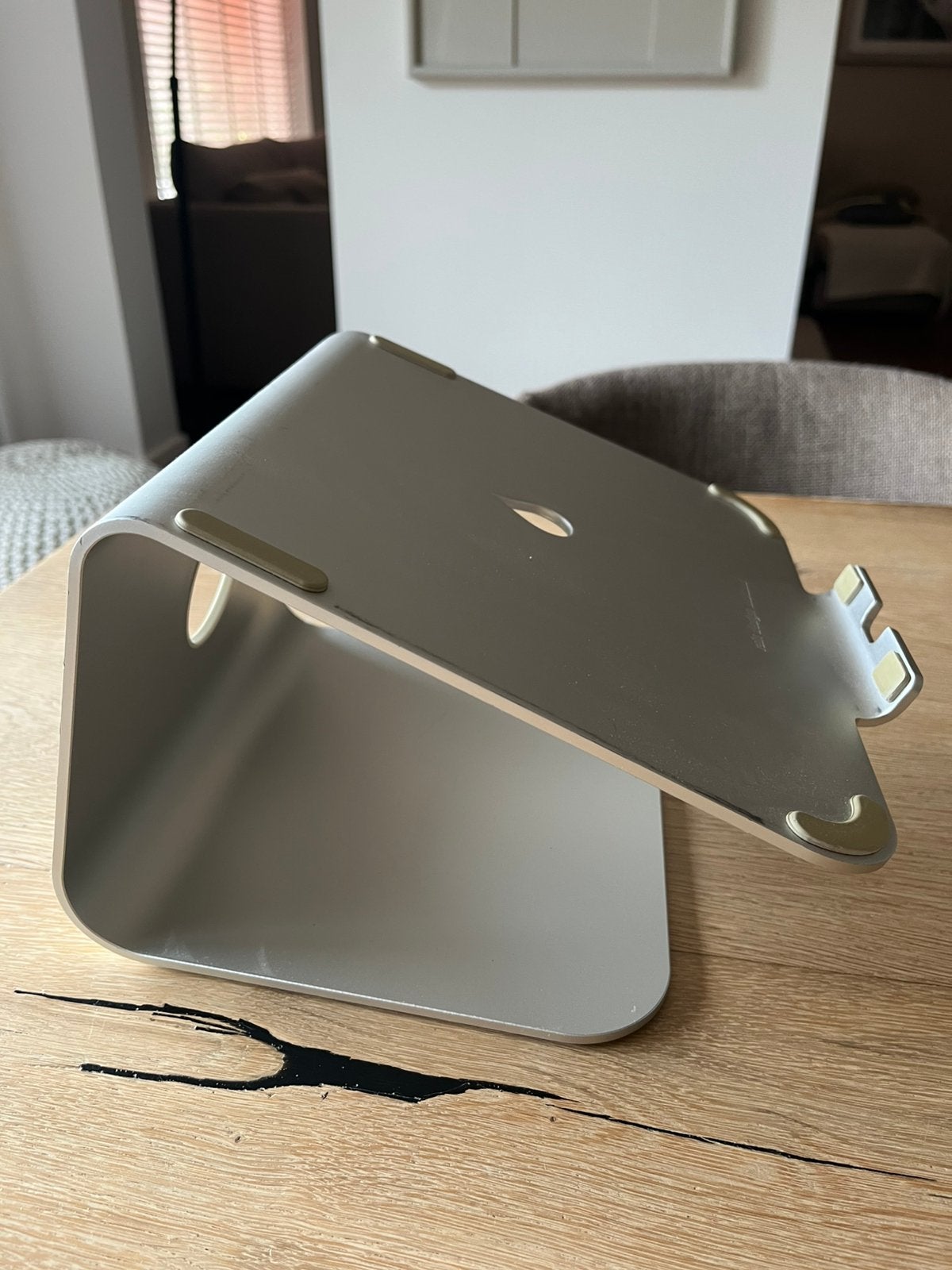Rain Design mStand laptop standaard. Laptop steun, Ophalen of Verzenden, Gebruikt
