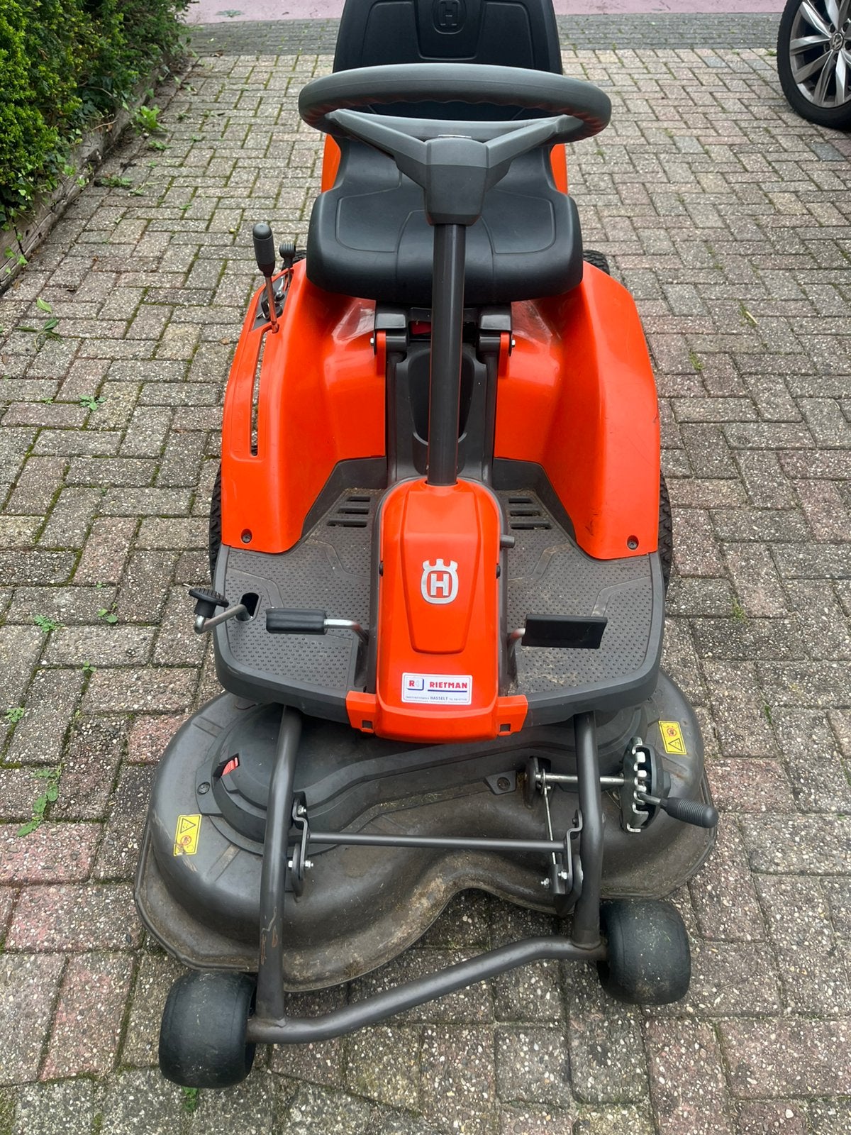 Husqvarna R112C, Ophalen, Zo goed als nieuw, Elektrische starter, Minder dan 90 cm