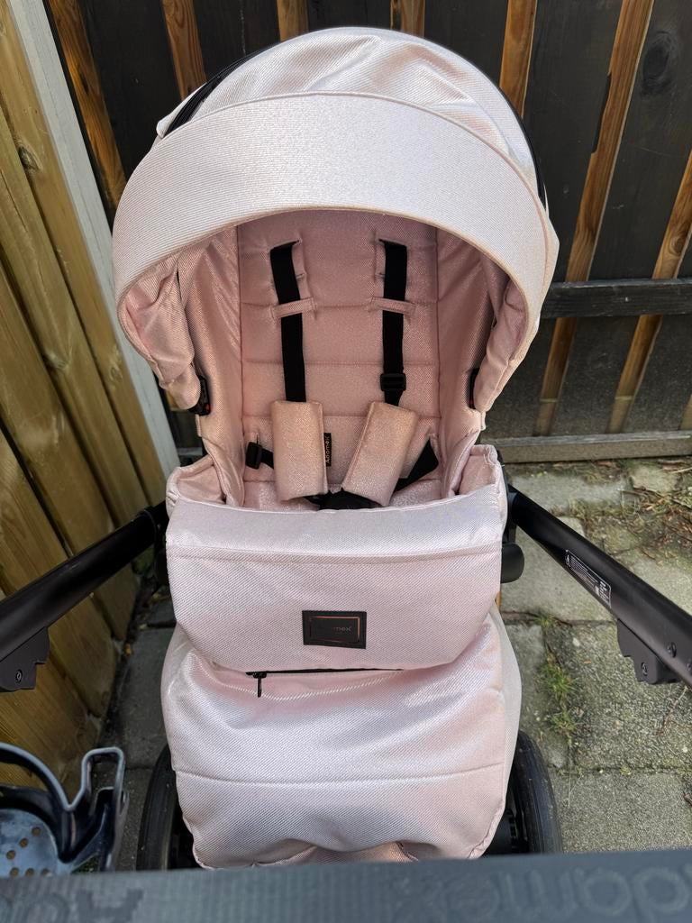 Roze kinderwagen Adamex, Ophalen of Verzenden, Gebruikt, Kinderwagen, Overige merken
