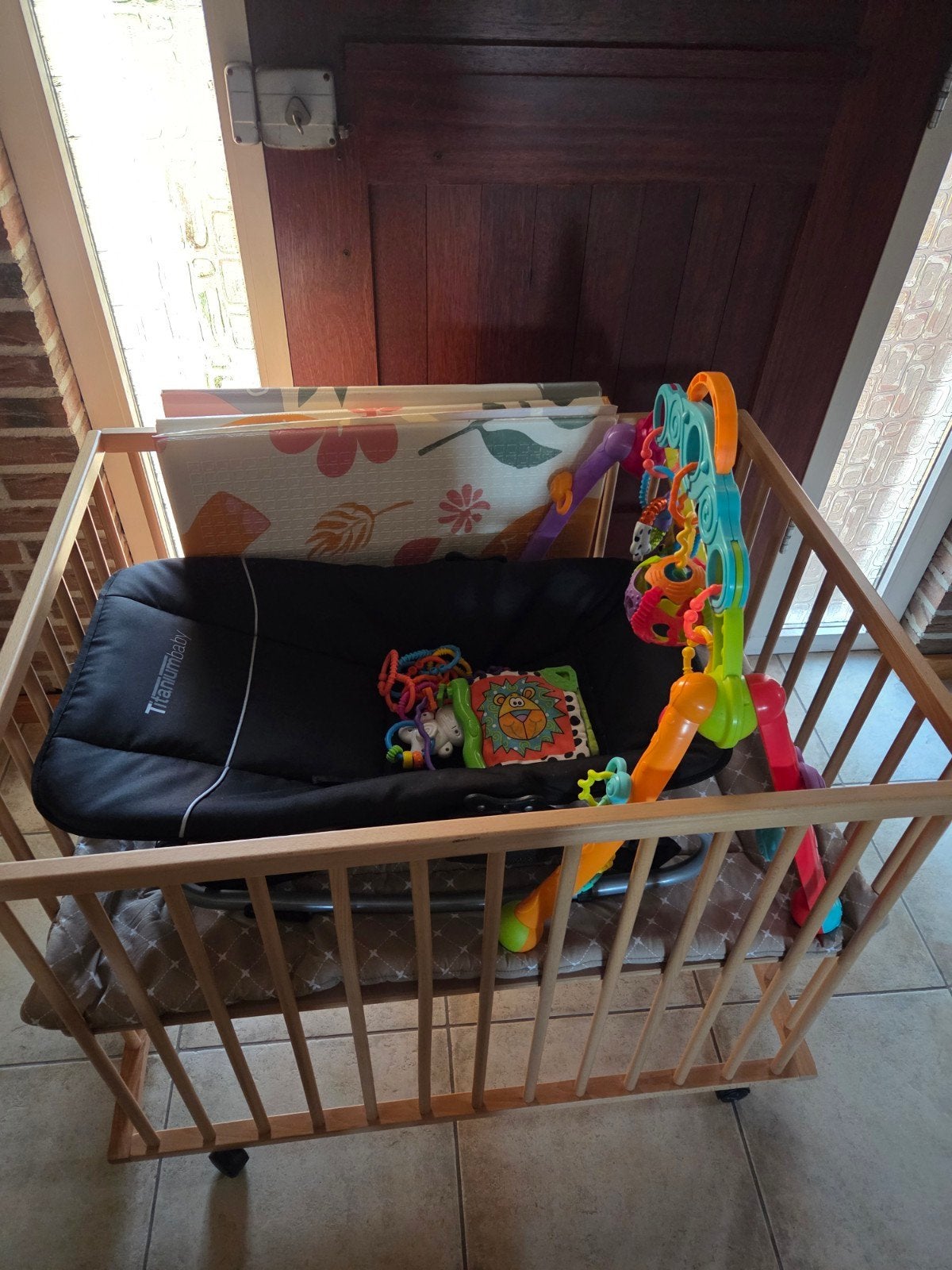 Complete babybox met accessoires, Kinderen en Baby's, Ophalen, Gebruikt, Vierkant, Boxkleed