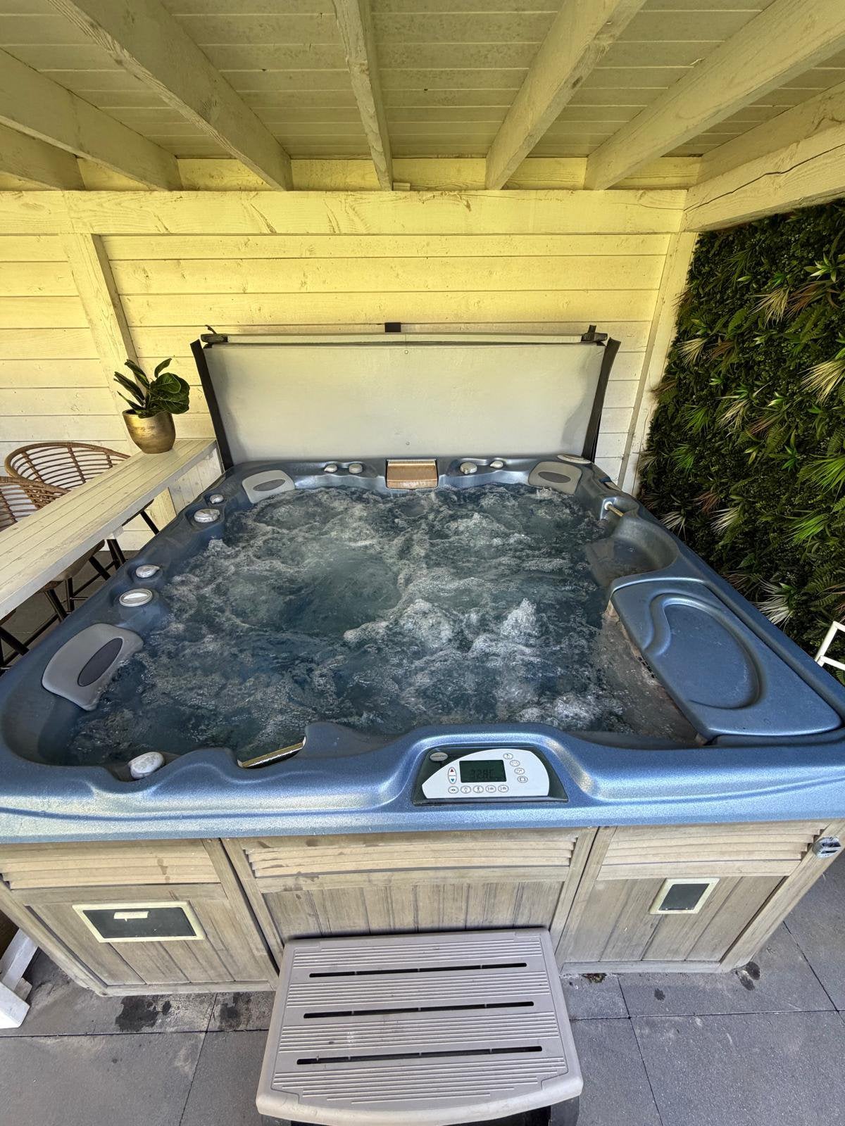 Sundance spa jacuzzi inclusief cover en trap, Ophalen, Zo goed als nieuw, Trap