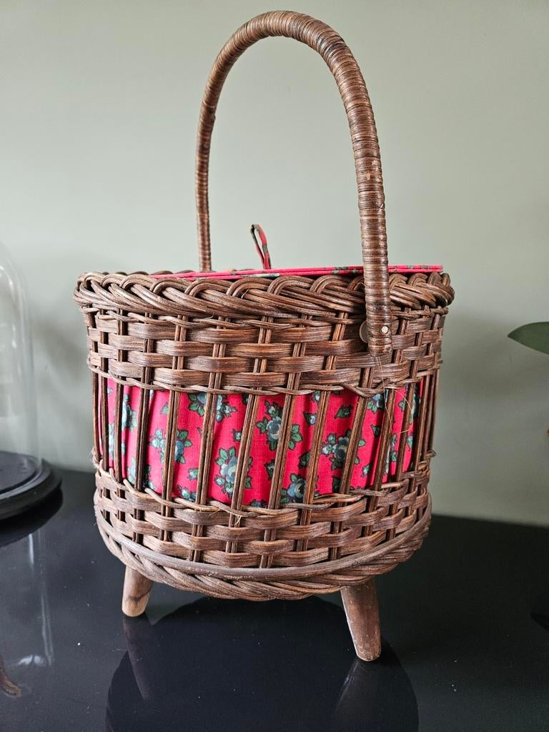 Vintage rieten naaidoos / naaibox / naai mandje, Ophalen of Verzenden, Gebruikt, Rechthoekig, Riet