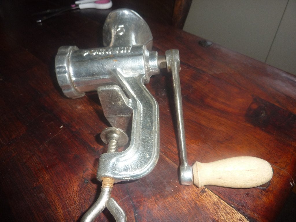 Gietijzeren gehaktmolen nr 5, Antiek en Kunst, Ophalen of Verzenden