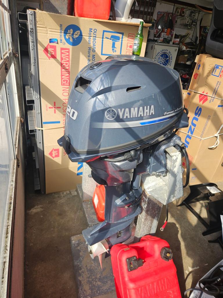 Yamaha 20 pk 4takt e-start Langstaart injectie motor remote, Watersport en Boten, Buiten- en Binnenboordmotoren, Zo goed als nieuw