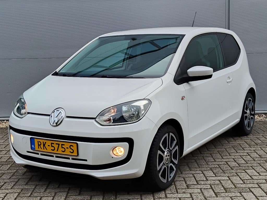 Volkswagen High Up Up! Airco, 16 inch, Navi, weinig km!, Auto's, Volkswagen, Voorwielaandrijving, Euro 5, Leder en Stof, Bedrijf