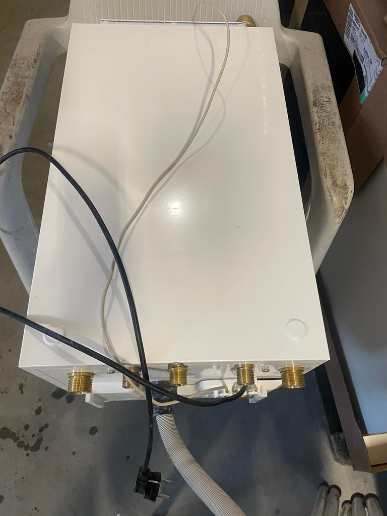 Bosch 28 HRC HR-combiketel, Ophalen, 20 tot 100 liter, Aardgas, Boiler