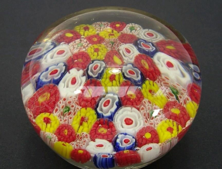Murano glas met geblazen bloemen, Antiek en Kunst, Ophalen of Verzenden
