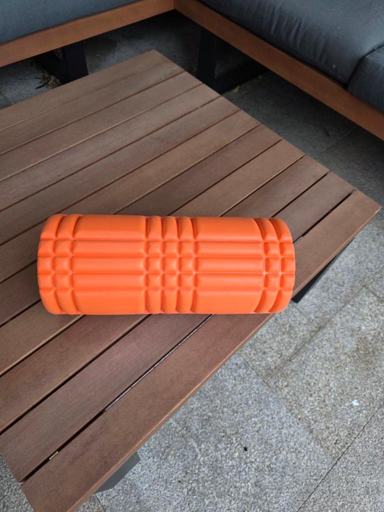 Foamroller - niet gebruikt, Sport en Fitness, Fitnessmaterialen, Ophalen of Verzenden, Zo goed als nieuw, Benen, Foamroller