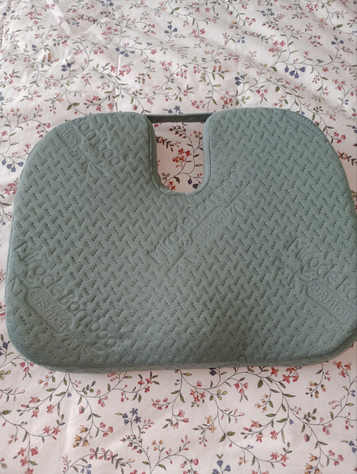 Comfortabel Bamboe Kussen - Ergonomisch Zitkussen, Ophalen of Verzenden, Zo goed als nieuw, Blauw, Overige vormen