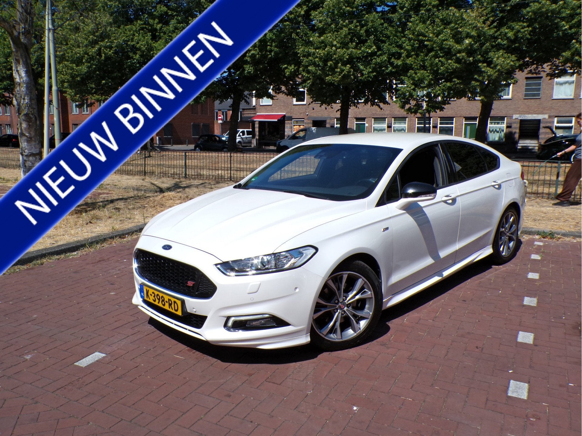 Ford Mondeo 1.5 ST Line FORD DEALER ONDERHOUDEN 165 PK N.A.P, Voorwielaandrijving, 15 km/l, Euro 6, 4 cilinders