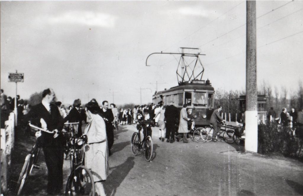 Sassenheim - Leiden, Halte Postbrug Blauwe Tram NZH. 4691, Verzenden, 1960 tot 1980, Ongelopen, Zuid-Holland