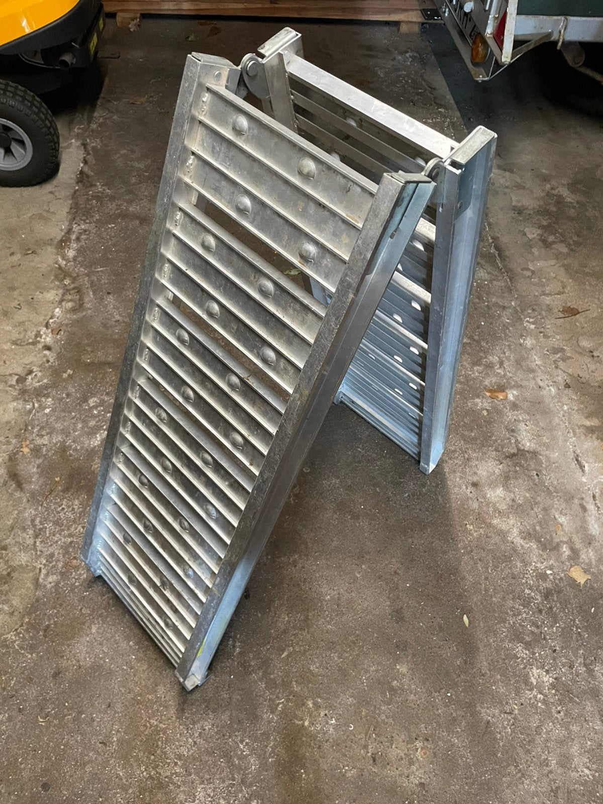 Rijplaat motor, Ophalen