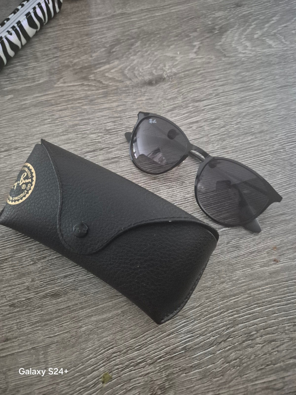 originele Ray-Ban Erika Metal RB3539 002/8G zonnebril., Sieraden, Tassen en Uiterlijk, Ophalen, Nieuw, Zwart, Ray-Ban