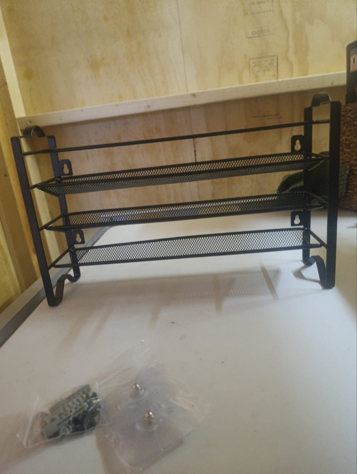 Zwart metalen kruidenrek voor aan de muur, Zwart, Ophalen of Verzenden, Zo goed als nieuw, Metaal