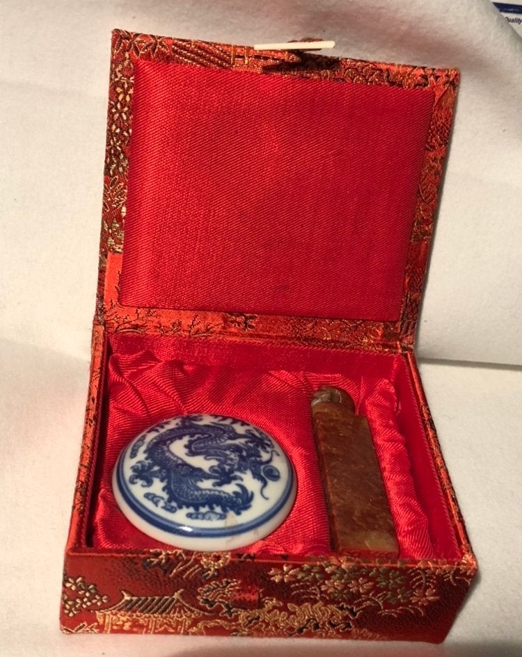 Chinese Speksteen Stempel & Porseleinen Inktbakje in Doos, Antiek en Kunst, Ophalen of Verzenden