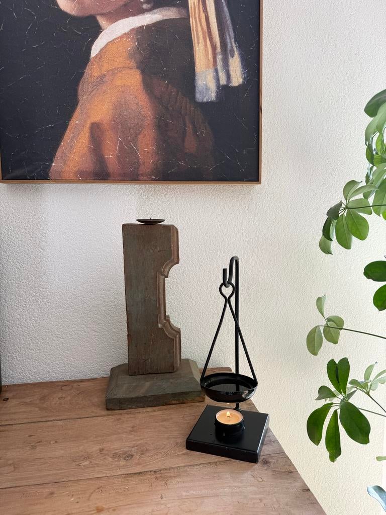 Unieke Houten Kandelaar uit India - Handgemaakt, Antiek en Kunst, Ophalen of Verzenden, Overige materialen