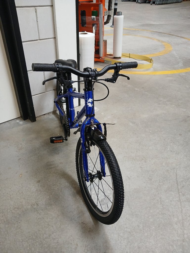 Frog Bikes 18 inch kinderfiets Frog 47 electric blue, Ophalen, Zo goed als nieuw, Overige typen