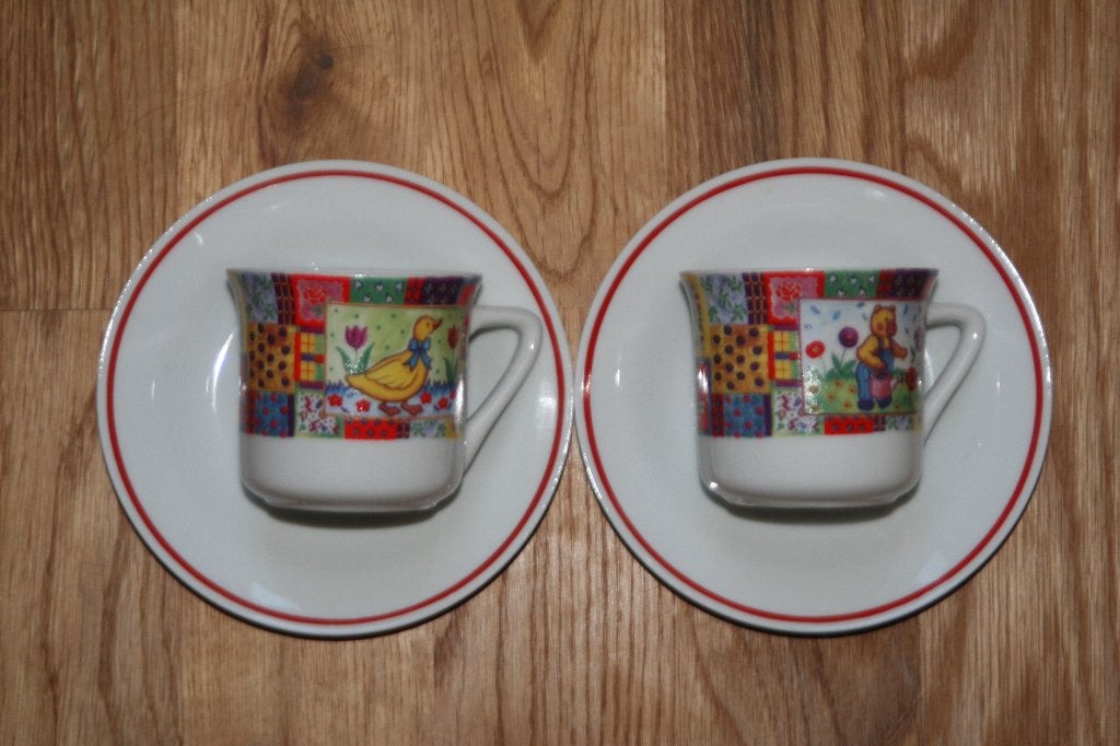 2 Fine Royal Porselein kop en schotel met gans en beer, Antiek en Kunst, Ophalen of Verzenden