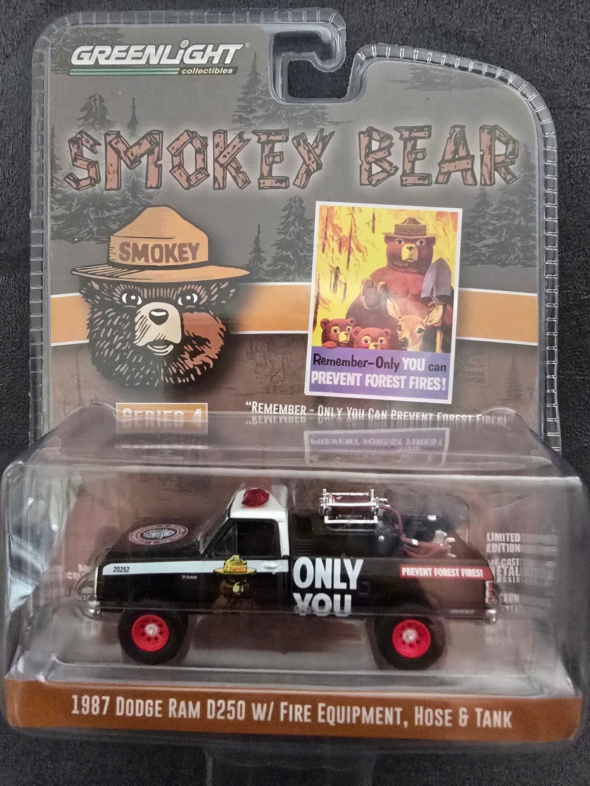 Dodge RAM D250 "Fire equipment, hose & tank" Greenlight 1:64, Christian@diecastcompany.nl, Auto, Diecast Company, Nieuw