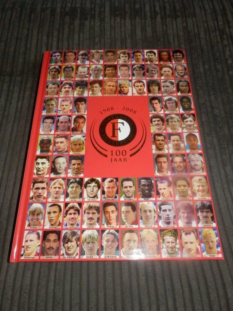 100 Jaar Feyenoord officieel jubileumboek 1908 - 2008., Michel van Egmond., Ophalen of Verzenden, Zo goed als nieuw, Balsport