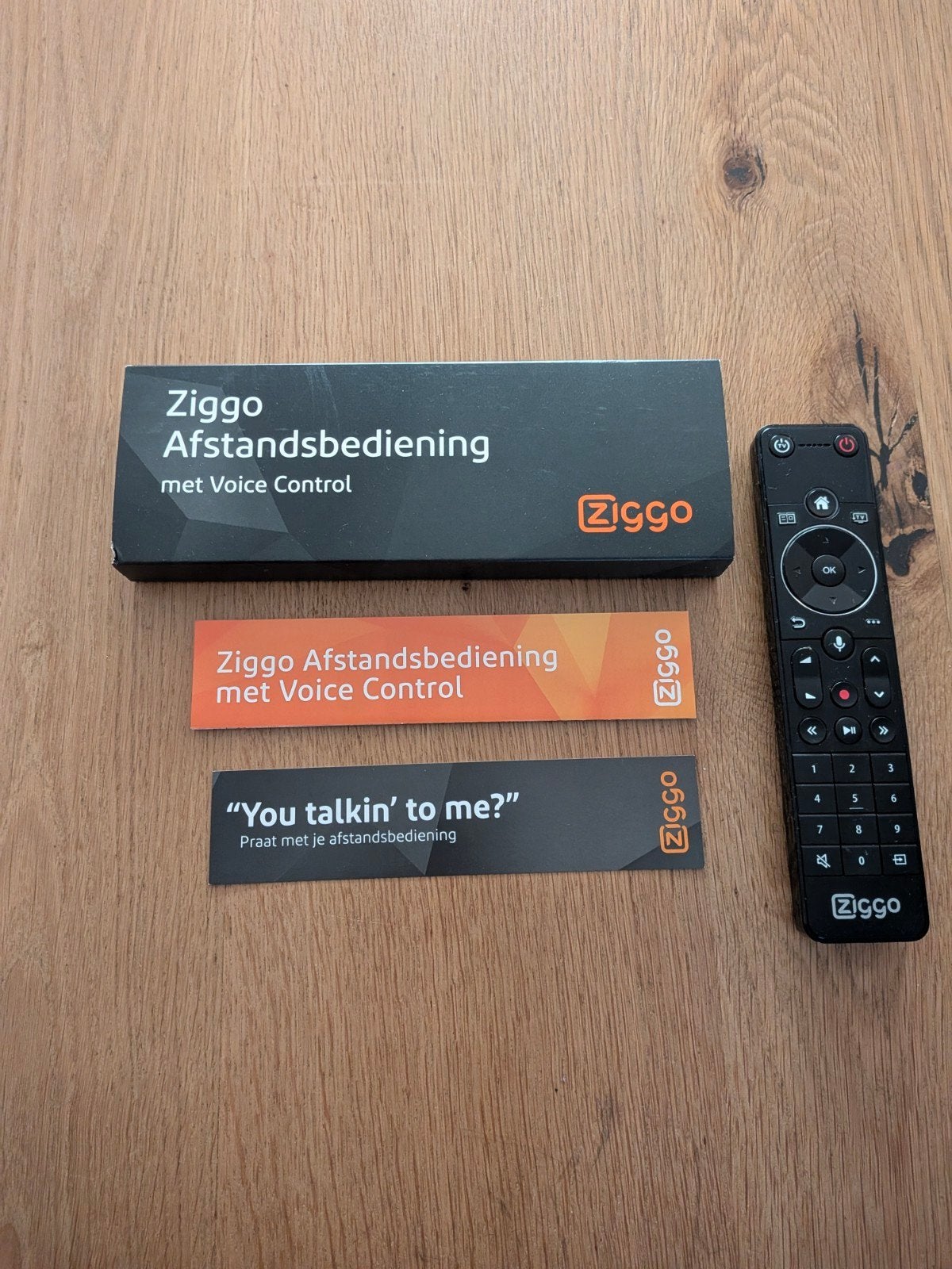 Ziggo Afstandsbediening Voice Control voor Media Box Next, Ophalen of Verzenden, Zo goed als nieuw, Origineel, Mediaspeler